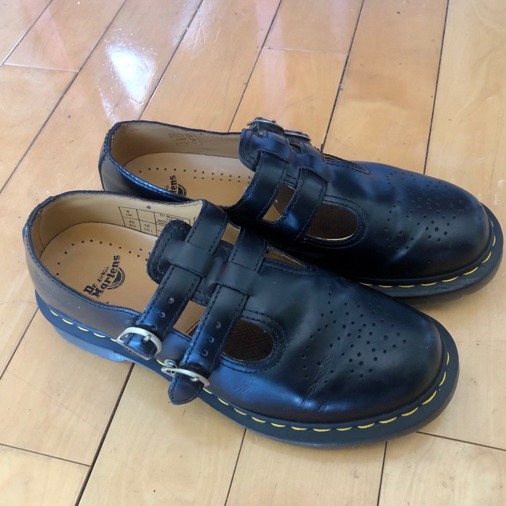 Black Mary Jane Dr. Martens